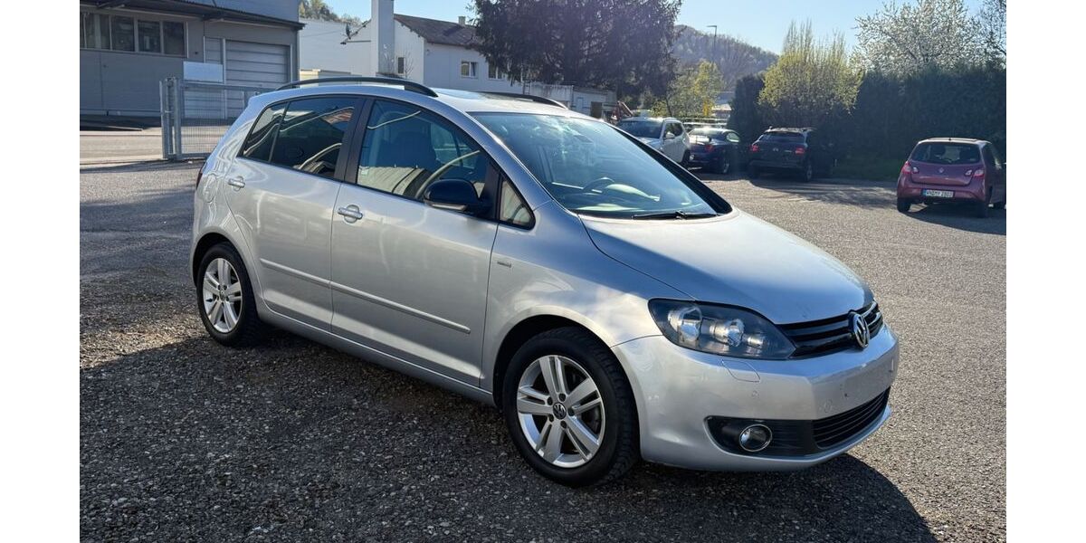VW Golf 77.000 km 8.999 &euro; Remshalden bei Stuttgart 73630