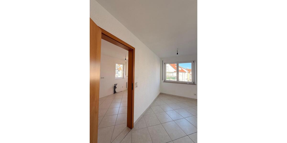 Etagenwohnung Reichenbach an der Fils - 3 Zimmer, 100 m&sup2;, 1.200&euro; | Angebot:25405929