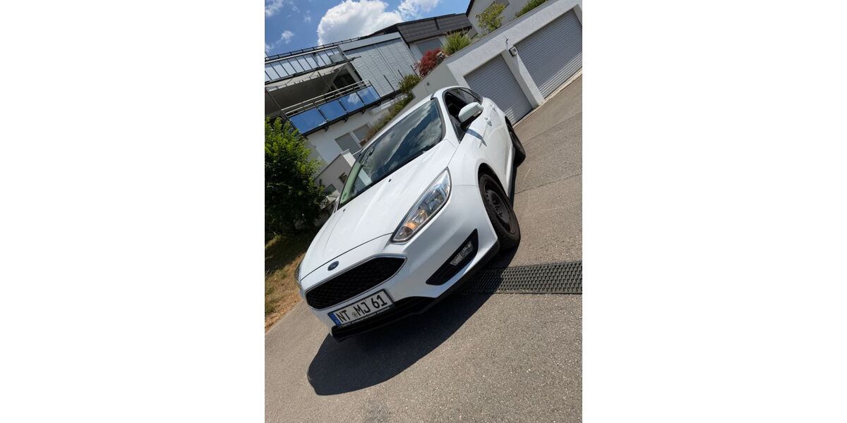Ford Focus 175.000 km 5.800 &euro; Nürtingen 72622