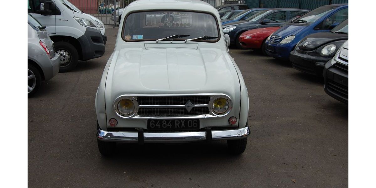 Renault R 4 74.000 km 14.500 &euro; Stuttgart 70435