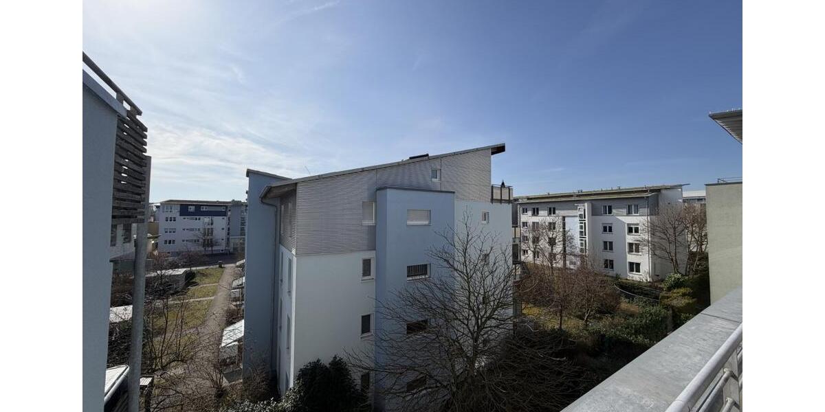 Terrassenwohnung Ludwigsburg - 4 Zimmer, 84 m&sup2;, 499.000&euro; | Angebot:25843719