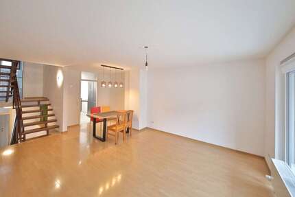 Haus Korntal-Münchingen Münchingen - 5.5 Zimmer, 131 m&sup2;, 749.000&euro; | Angebot:24215759