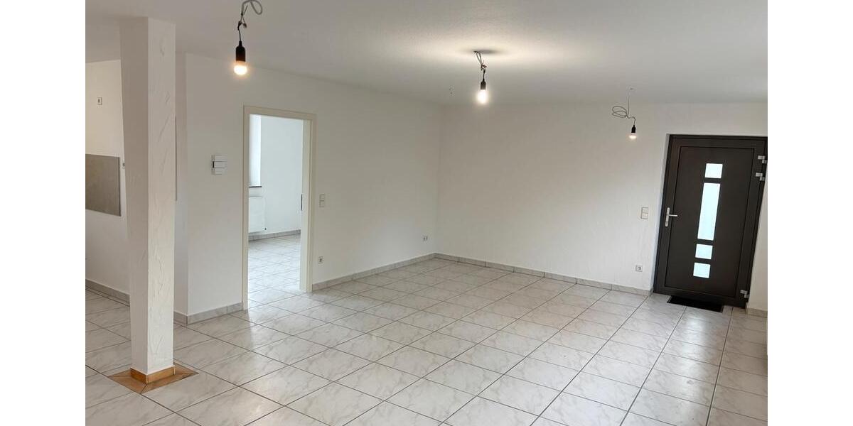 Erdgeschoßwohnung Vaihingen an der Enz - 3.5 Zimmer, 78 m&sup2;, 1.095&euro; | Angebot:27609942