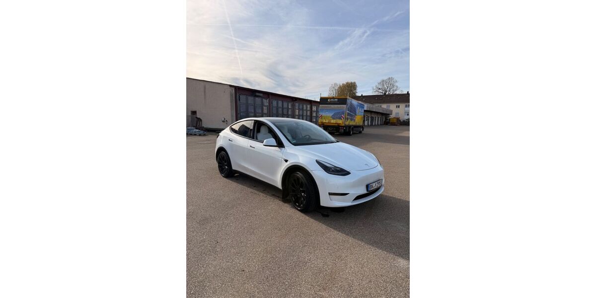 Tesla Model Y 20.150 km 31.000 &euro; Backnang 71522