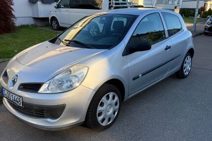 Renault Clio 69.000 km 2.400 &euro; Kornwestheim 70806