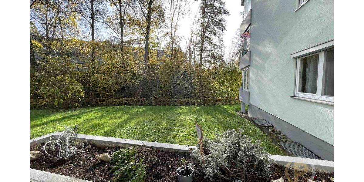 Etagenwohnung Esslingen am Neckar Oberesslingen - 4 Zimmer, 103 m&sup2;, 325.000&euro; | Angebot:25676375