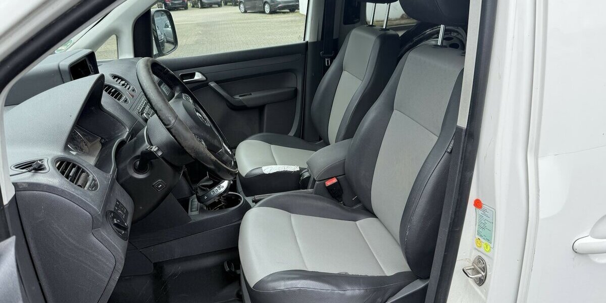 VW Caddy Maxi 2.0 TDI DSG Rollstuhltransport 450.000 km 2.850 &euro; Schorndorf 73614