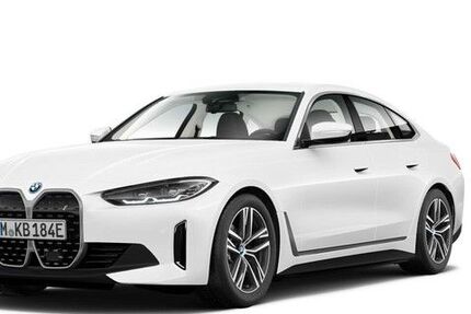 BMW i4 48.489 km 33.930 &euro; Esslingen am Neckar 73730