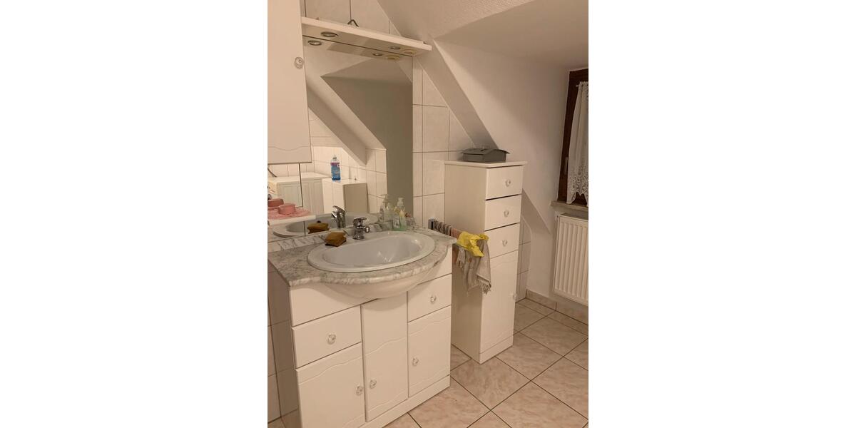 Dachgeschoßwohnung Kornwestheim - 3 Zimmer, 20 m&sup2;, 760&euro; | Angebot:26012923