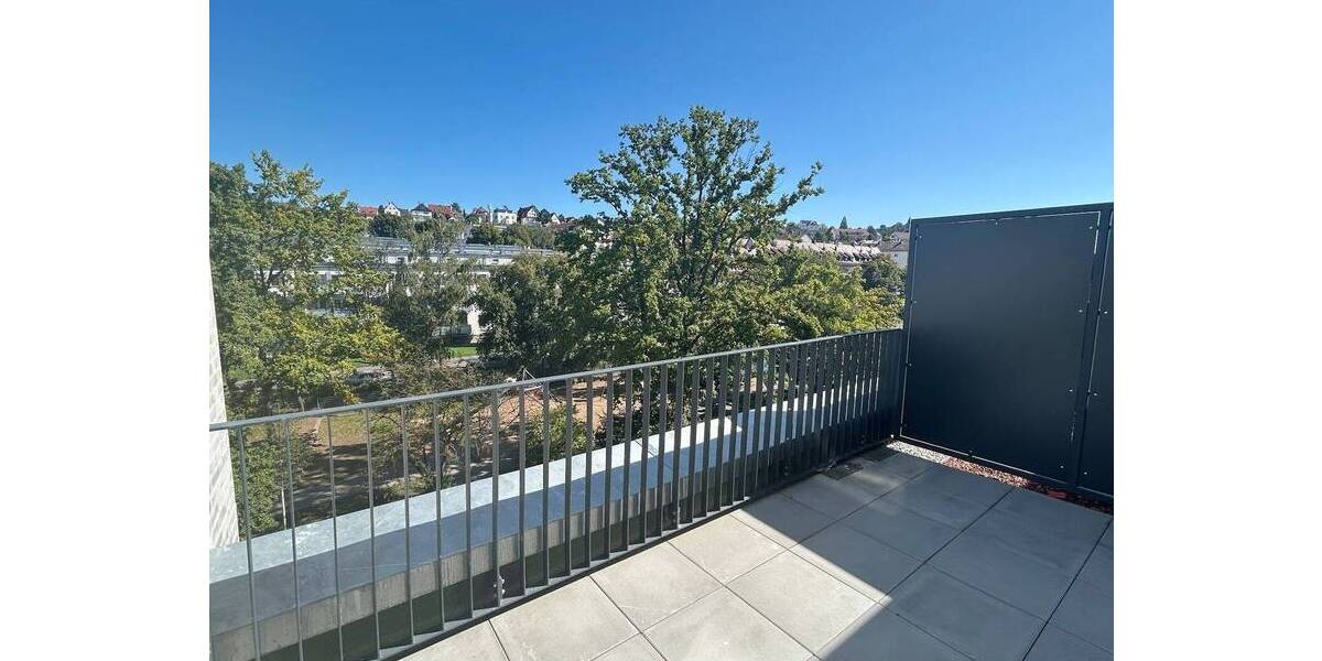 Etagenwohnung Stuttgart Untertürkheim - 3 Zimmer, 108 m&sup2;, 1.790&euro; | Angebot:25672146