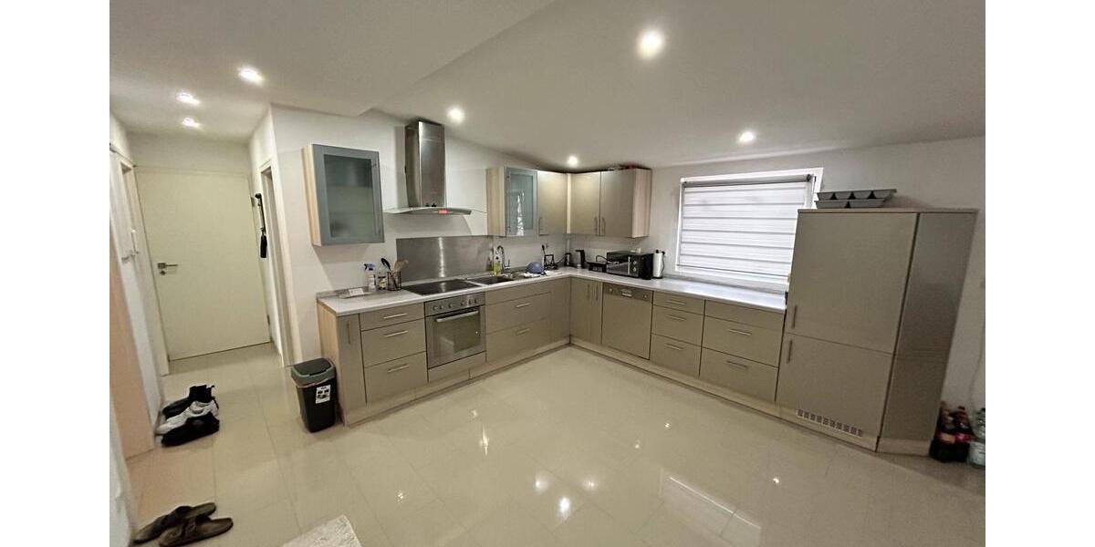 Dachgeschoßwohnung Altbach - 3.5 Zimmer, 86 m&sup2;, 1.400&euro; | Angebot:25832279