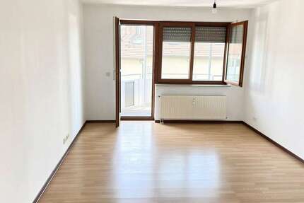 Wohnung Freiberg am Neckar - 1 Zimmer, 39 m&sup2;, 135.000&euro; | Angebot:27108446