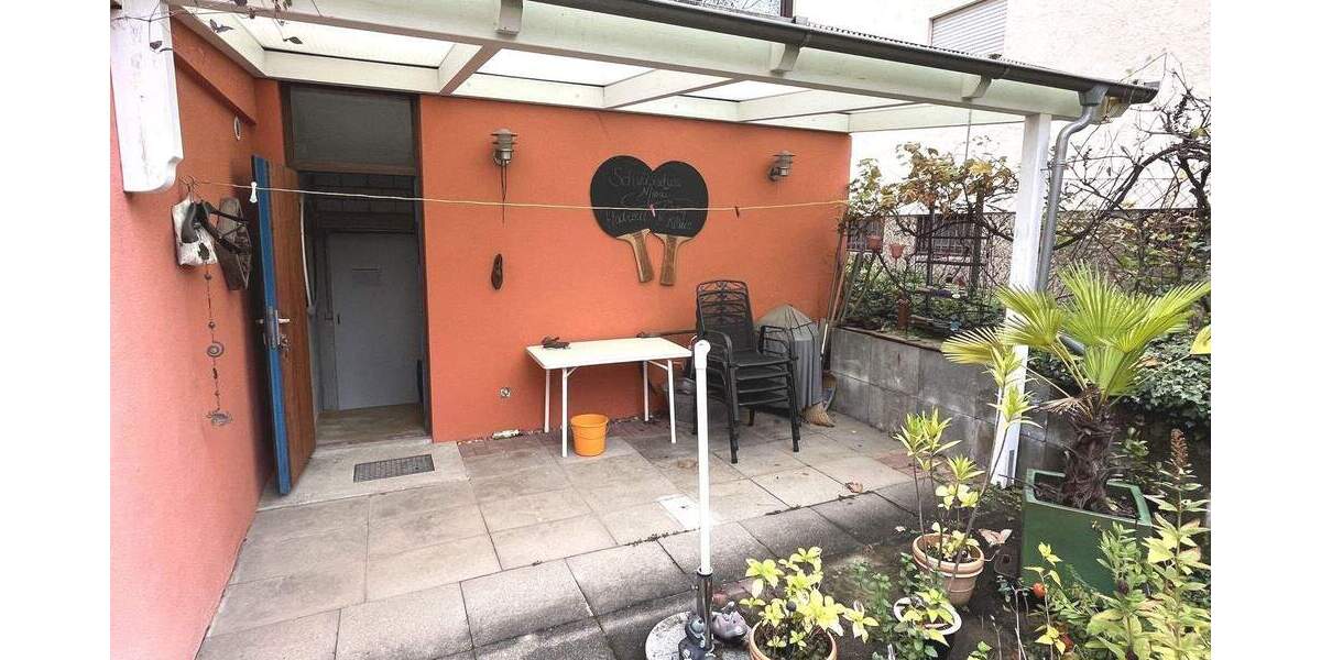 Etagenwohnung Stuttgart Zuffenhausen - 4 Zimmer, 98 m&sup2;, 450.000&euro; | Angebot:25662729