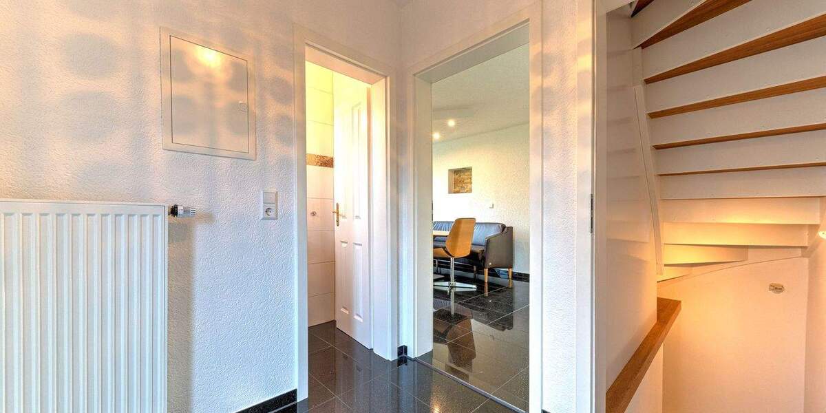 Doppelhaushälfte Leonberg Ramtel - 5 Zimmer, 123 m&sup2;, 719.000&euro; | Angebot:25694968
