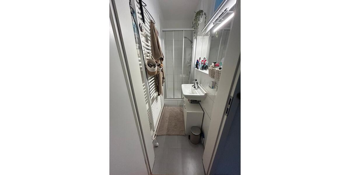 Etagenwohnung Stuttgart Stuttgart-Ost - 2 Zimmer, 44 m&sup2;, 1.075&euro; | Angebot:26035418