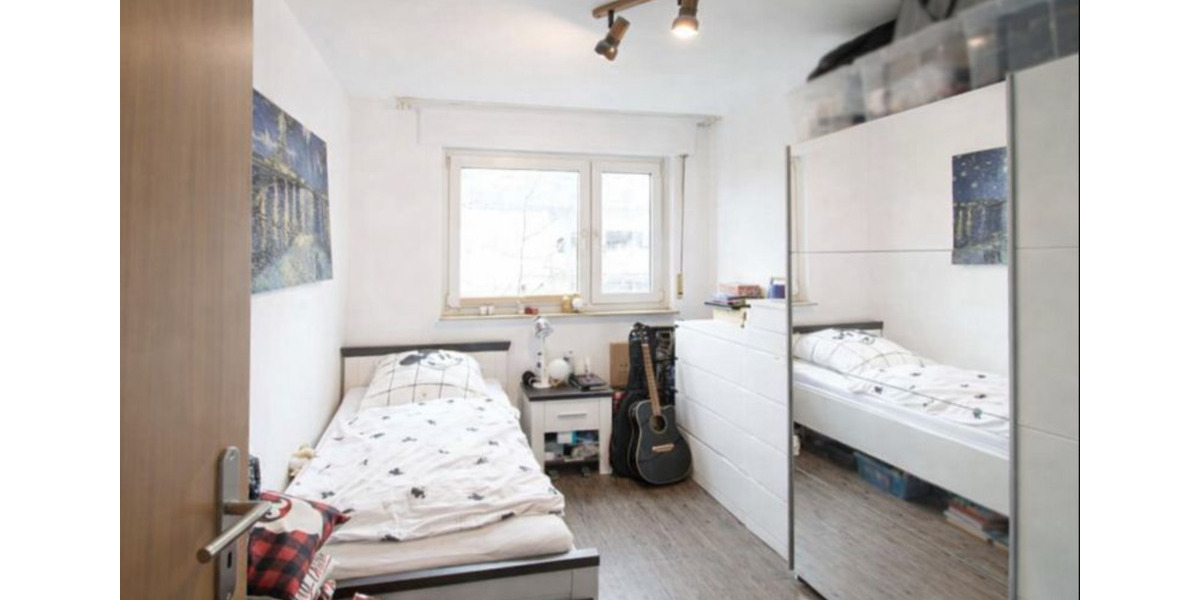 Dachgeschoßwohnung Möglingen - 3 Zimmer, 70 m&sup2;, 1.000&euro; | Angebot:25512990