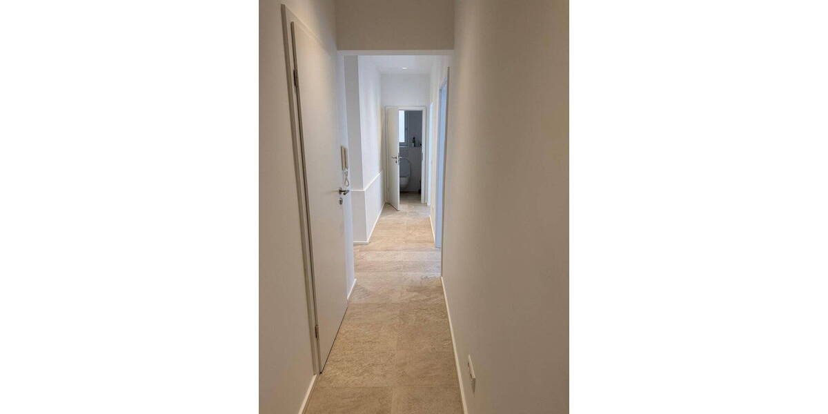 Etagenwohnung Stuttgart Süd - 2 Zimmer, 70 m&sup2;, 1.200&euro; | Angebot:26072353