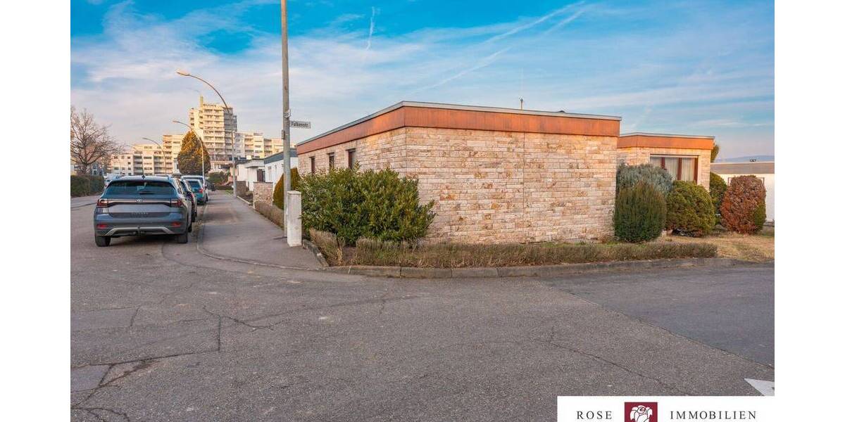 Bungalow Kernen im Remstal Rommelshausen - 4 Zimmer, 131 m&sup2;, 639.000&euro; | Angebot:26082533