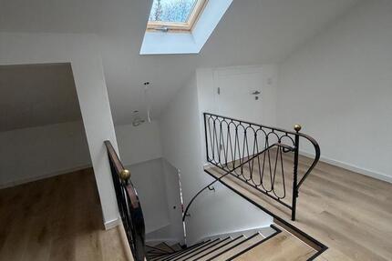 Wohnung Denkendorf - 3 Zimmer, 85 m&sup2;, 1.200&euro; | Angebot:25973914