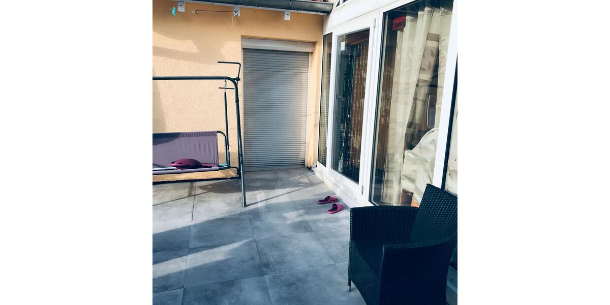 Terrassenwohnung Leonberg - 3 Zimmer, 93 m&sup2;, 1.600&euro; | Angebot:26036243