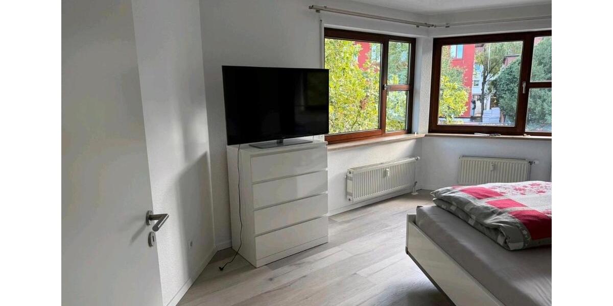 Etagenwohnung Kirchheim unter Teck - 8 Zimmer, 210 m&sup2;, 850.000&euro; | Angebot:25623409