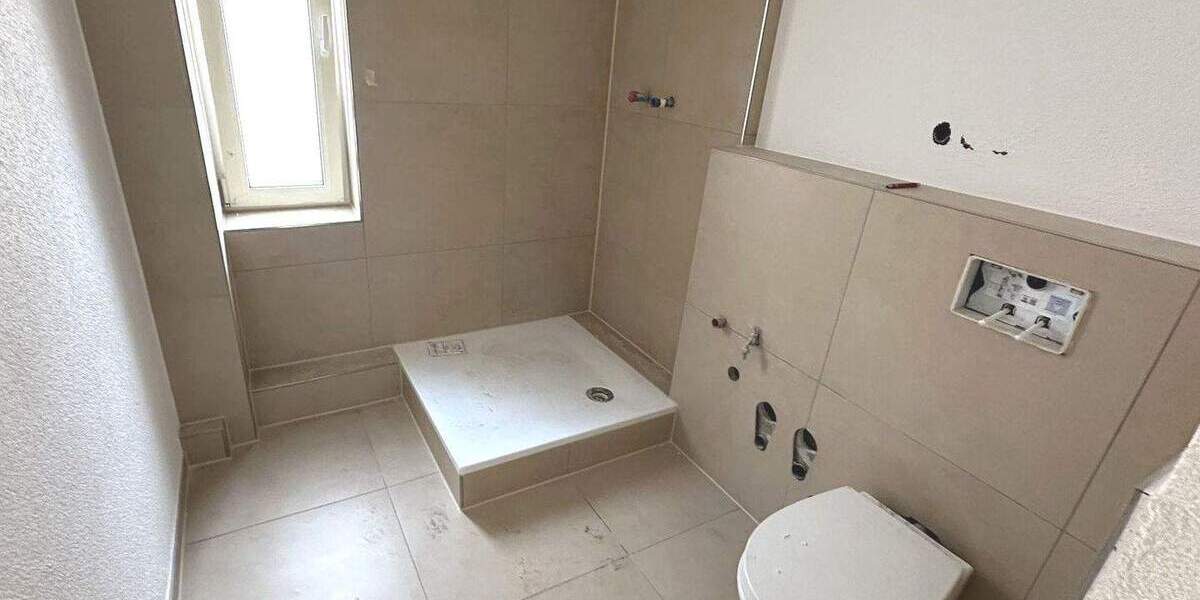 Mehrfamilienhaus, Wohnhaus Schwaikheim - 9 Zimmer, 218 m&sup2;, 749.000&euro; | Angebot:25662282