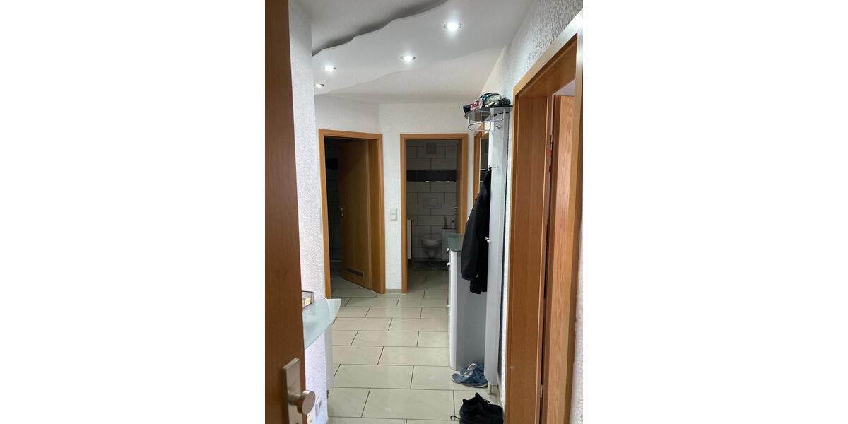 Etagenwohnung Böblingen - 3.5 Zimmer, 76 m&sup2;, 345.000&euro; | Angebot:25570783