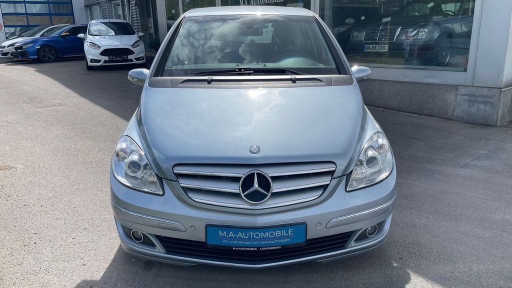 Mercedes-Benz B 180 238.977 km 1.490 &euro; Marbach am Neckar 71672