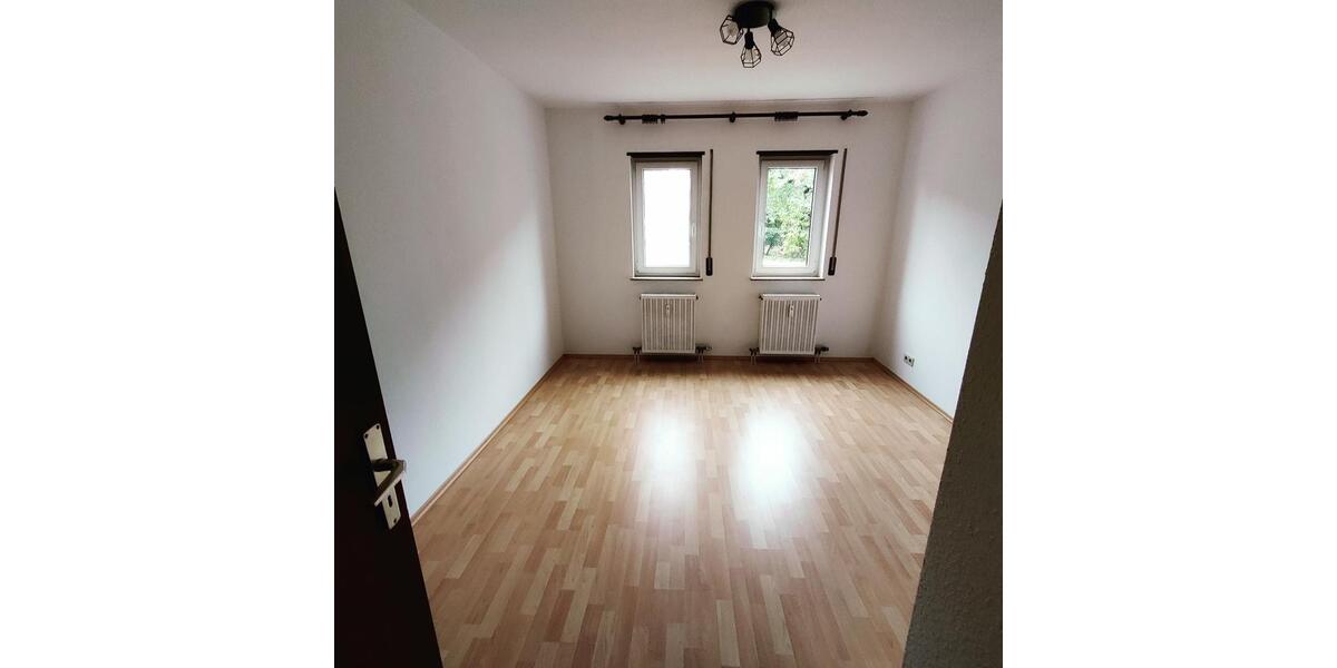 Hochparterre Kornwestheim - 2.5 Zimmer, 62 m&sup2;, 850&euro; | Angebot:25926125
