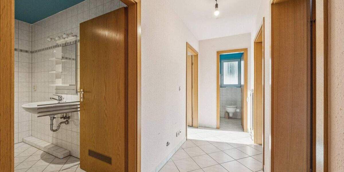 Etagenwohnung Remseck Hochberg - 3 Zimmer, 82 m&sup2;, 349.000&euro; | Angebot:25821514