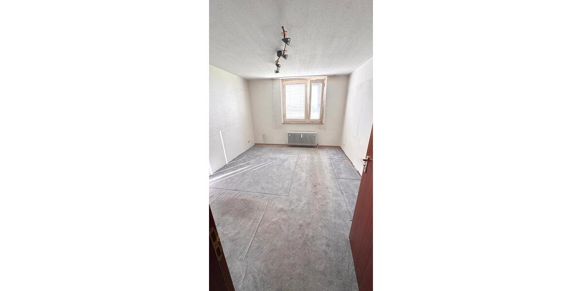 Etagenwohnung Kornwestheim - 4.5 Zimmer, 95 m&sup2;, 299.000&euro; | Angebot:27607422