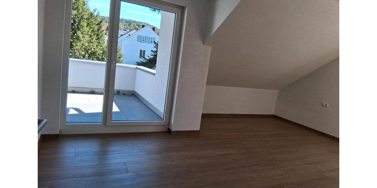 Einfamilienhaus Winnenden - 7 Zimmer, 170 m&sup2;, 2.580&euro; | Angebot:27606300