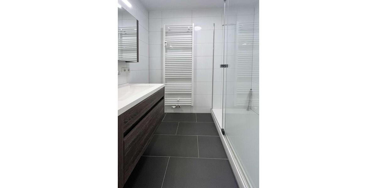 Etagenwohnung Stuttgart Sillenbuch - 3 Zimmer, 78 m&sup2;, 1.000&euro; | Angebot:25418888