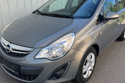 Opel Corsa 74.000 km 4.290 &euro; Böblingen 71034