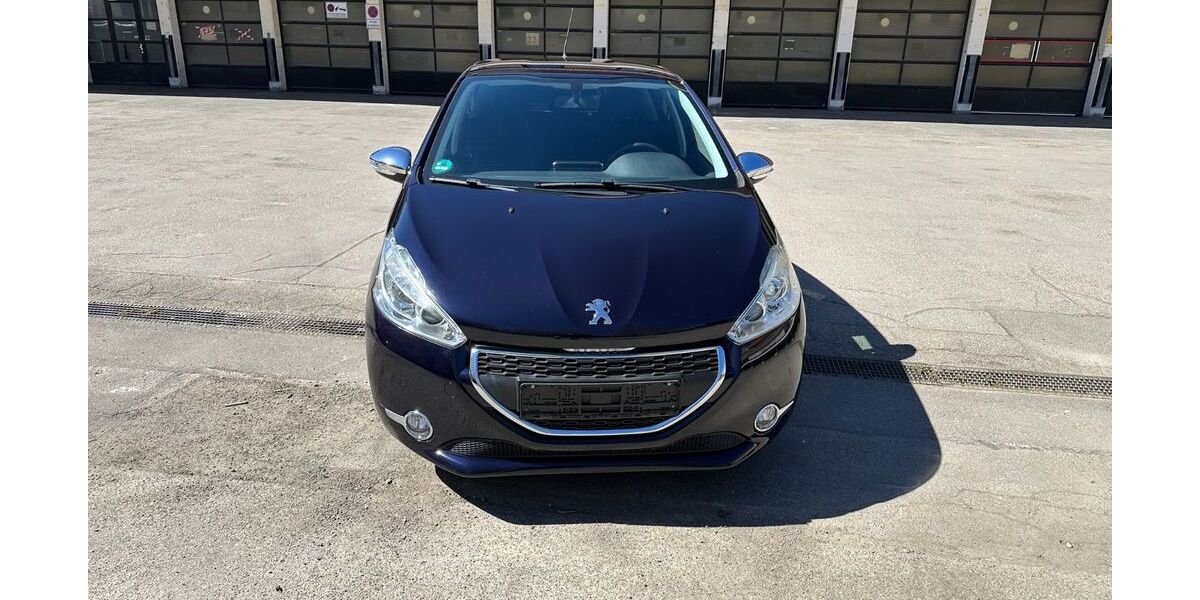 Peugeot 208 88.411 km 4.600 &euro; Böblingen 71034