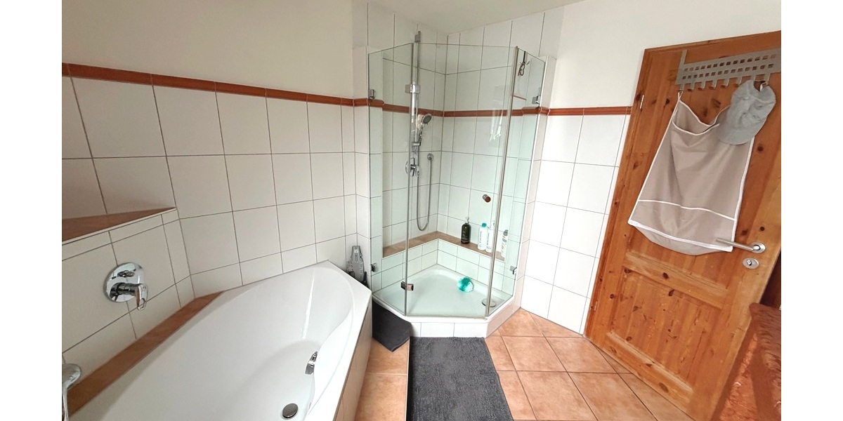 Mehr als nur eine Immobilie – Dreifamilienhaus mit Gewerbe & Baupotenzial - Gewerbeobjekt Althütte Althütte | Angebot:27029489