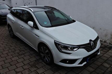 Renault Megane 158.000 km 9.100 &euro; Weinstadt 71384