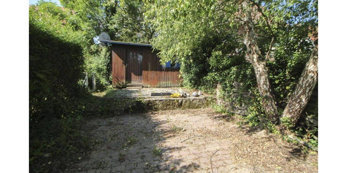 Doppelhaushälfte Stuttgart Weilimdorf - 7 Zimmer, 170 m&sup2;, 485.000&euro; | Angebot:26080889