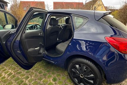 Opel Astra 152.600 km 4.950 &euro; Ditzingen 71254