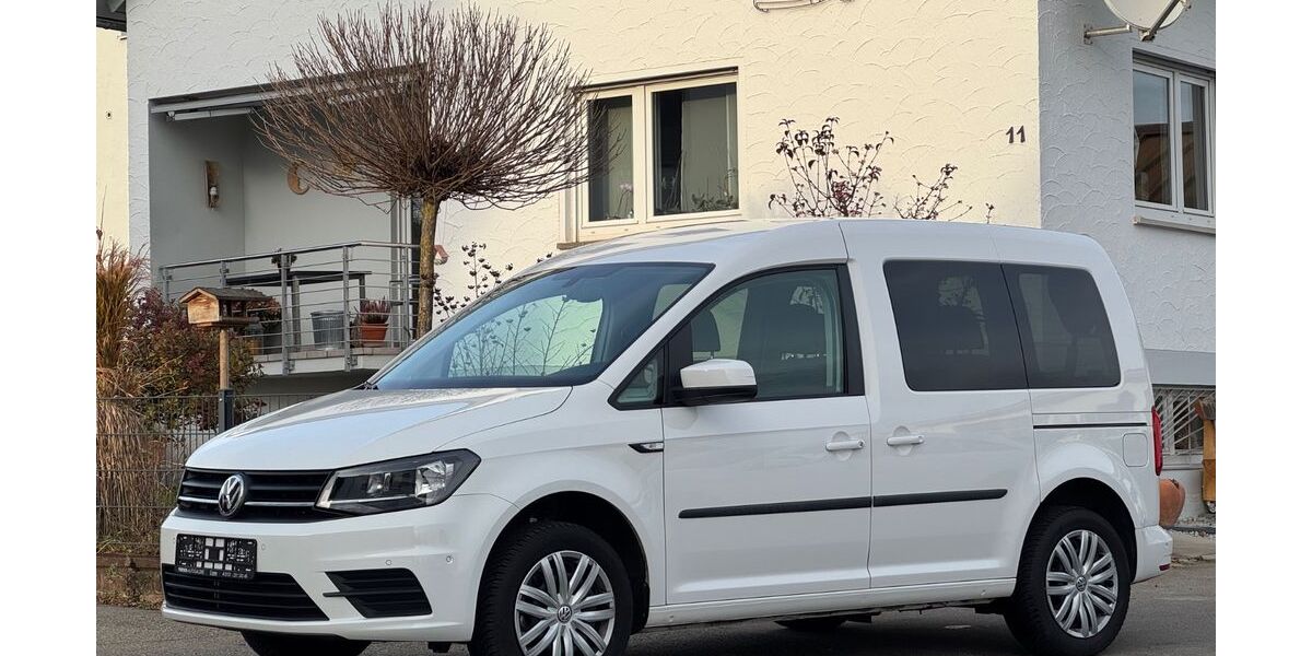 VW Caddy 32.744 km 23.490 &euro; Walddorfhäslach (bei Stuttgart) 72141