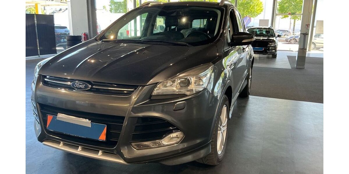 Ford Kuga 137.000 km 13.300 &euro; Kirchheim Teck 73230