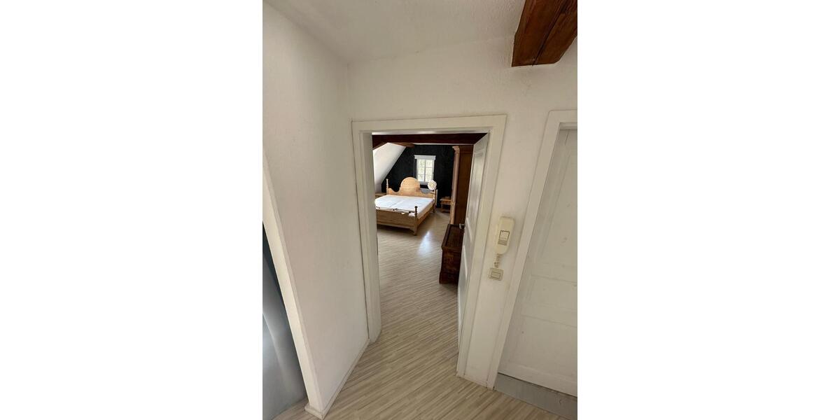 Einfamilienhaus Backnang - 3 Zimmer, 100 m&sup2;, 1.600&euro; | Angebot:26603228