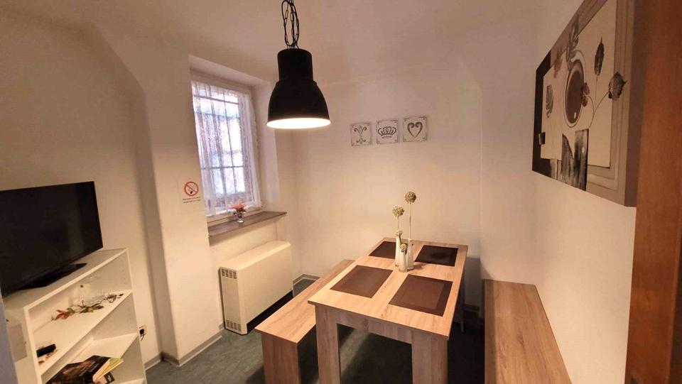 Etagenwohnung Stuttgart Stuttgart-West - 3 Zimmer, 85 m&sup2;, 17&euro; | Angebot:25232195