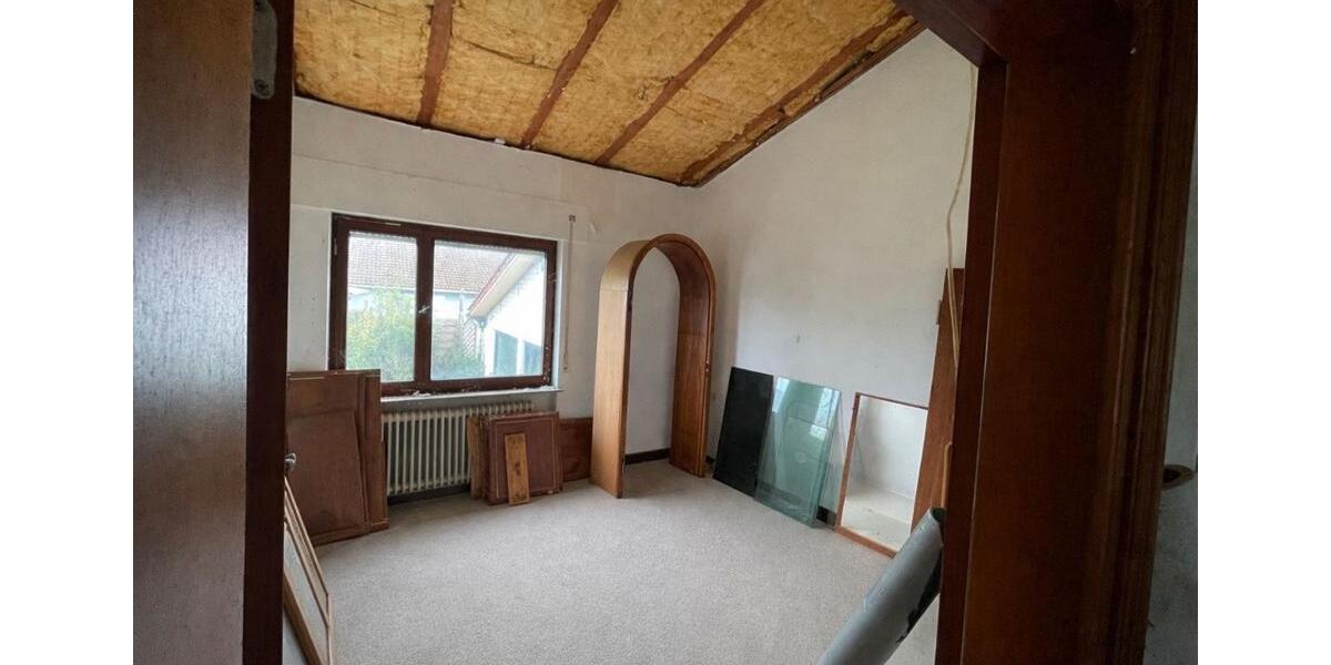 Bungalow Großerlach - 4 Zimmer, 182 m&sup2;, 250.000&euro; | Angebot:27003669
