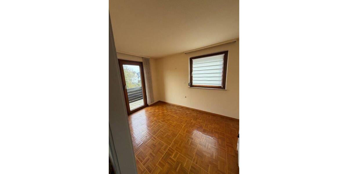 Mehrfamilienhaus, Wohnhaus Großbettlingen - 5 Zimmer, 95 m&sup2;, 415.000&euro; | Angebot:25696031