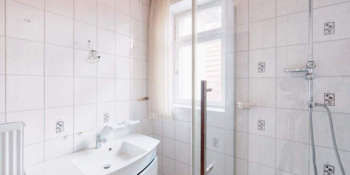 Mehrfamilienhaus, Wohnhaus Backnang - 9 Zimmer, 233 m&sup2;, 550.000&euro; | Angebot:25696179