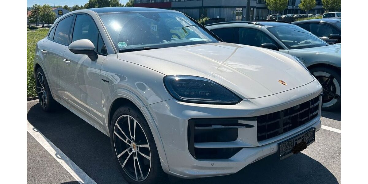 Porsche Cayenne 42.500 km 97.790 &euro; Stuttgart 70499