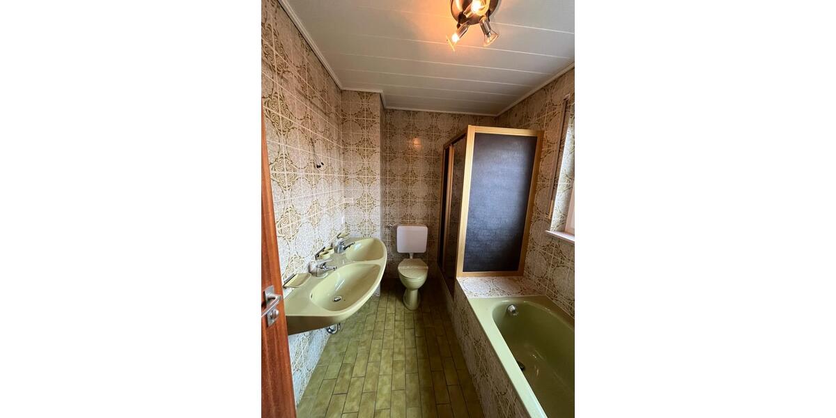 Reihenhaus Affalterbach - 6 Zimmer, 180 m&sup2;, 495.000&euro; | Angebot:26991623