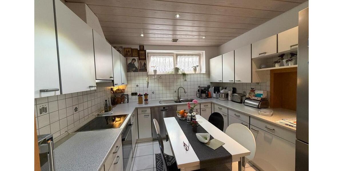 Erdgeschoßwohnung Leonberg - 3.5 Zimmer, 80 m&sup2;, 375.000&euro; | Angebot:25409085