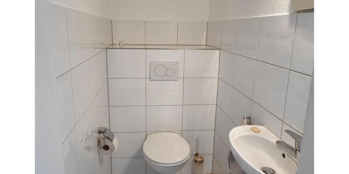 Reihenhaus Neckarwestheim - 4.5 Zimmer, 130 m&sup2;, 1.300&euro; | Angebot:26533669